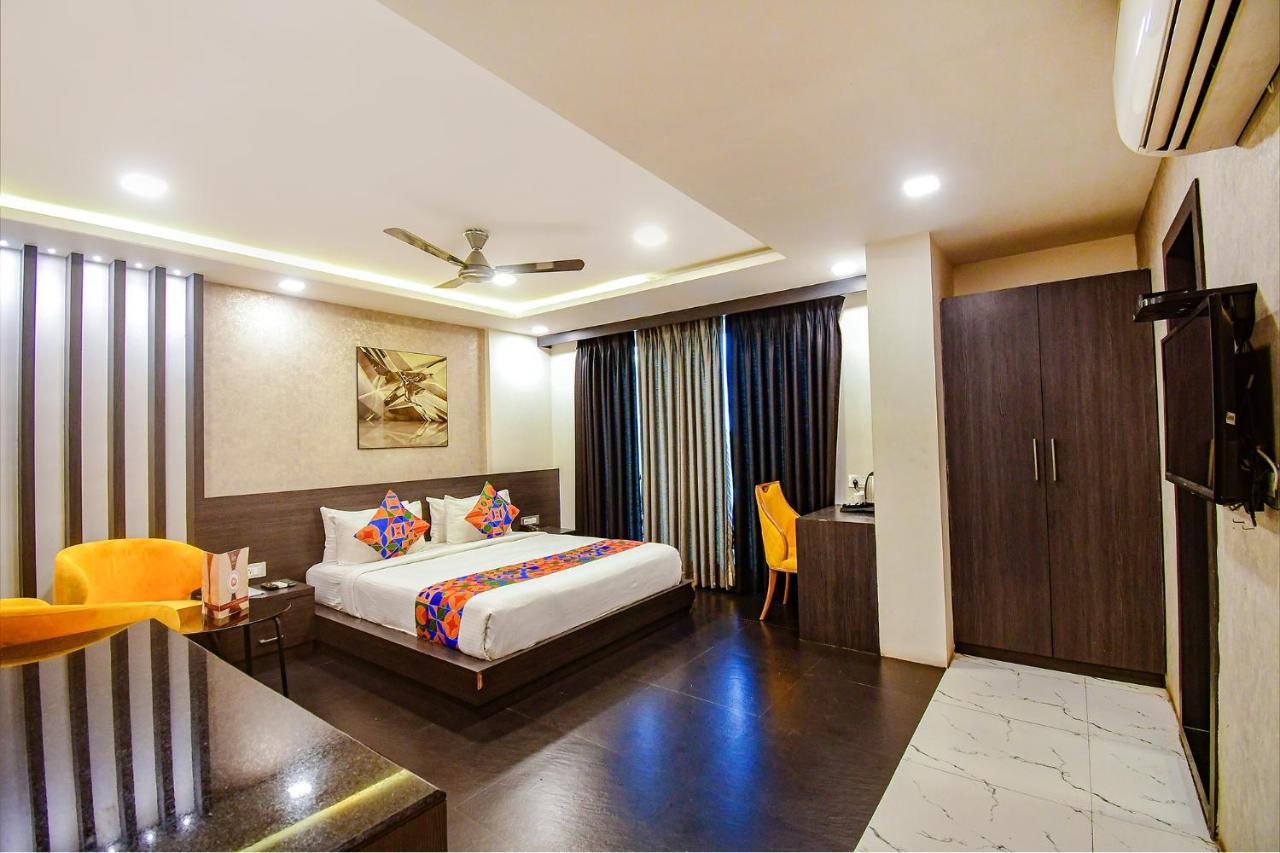 כלכותה Fabhotel Prime Kzar Corporate - Nr Sealdah Station מראה חיצוני תמונה