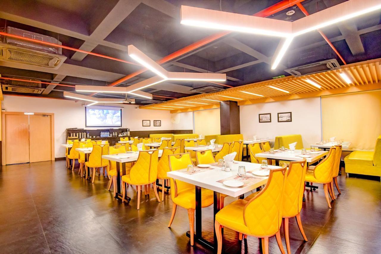 כלכותה Fabhotel Prime Kzar Corporate - Nr Sealdah Station מראה חיצוני תמונה