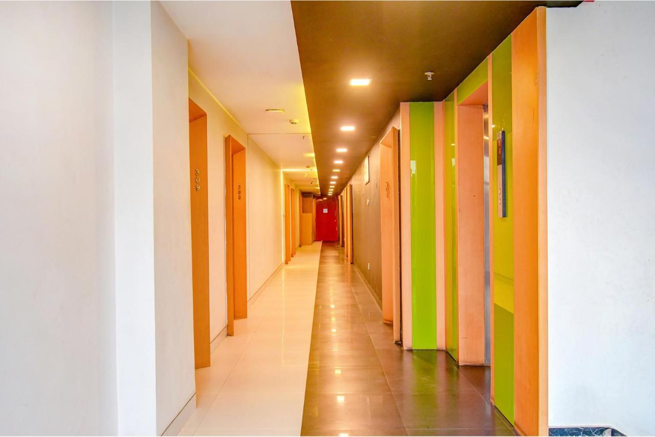 כלכותה Fabhotel Prime Kzar Corporate - Nr Sealdah Station מראה חיצוני תמונה